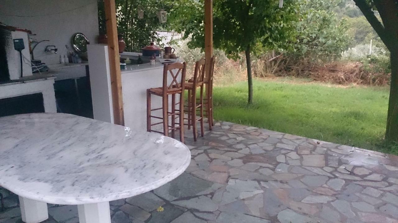 Eleni'S Village Relaxation Home Edipsos Exterior photo