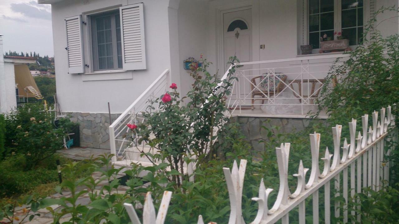 Eleni'S Village Relaxation Home Edipsos Exterior photo
