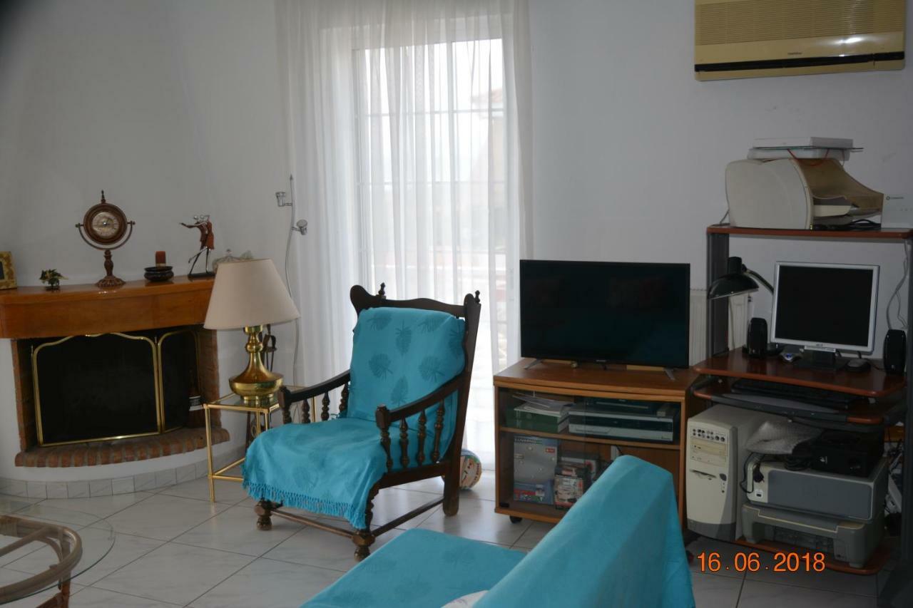 Eleni'S Village Relaxation Home Edipsos Exterior photo